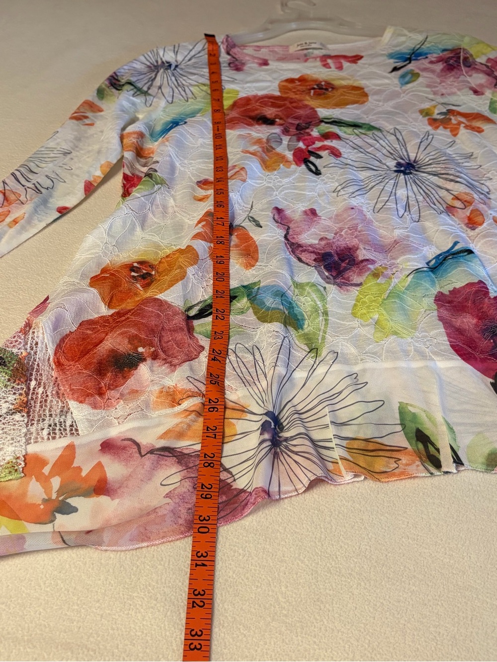 Jess & Jane White Floral Lace-Overlay Tunic Top - Picture 6 of 9
